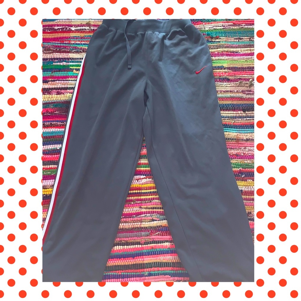 NIKE sweatpants